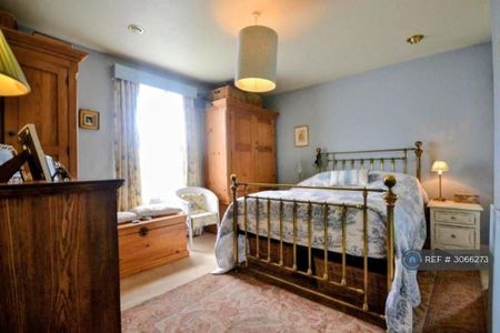 2 bedroom detached house to rent - Photo 2