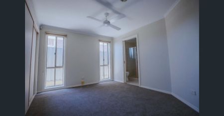 Recently Refurbished In Great Location!!! - Photo 5