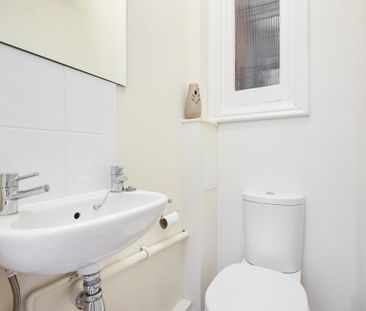 Studio to rent - Photo 5