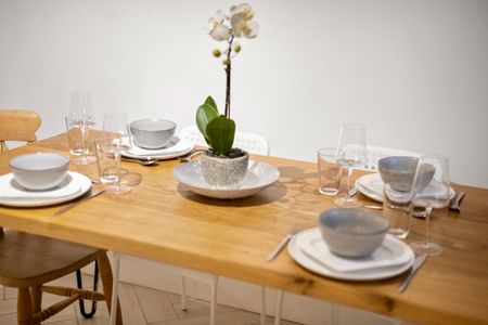 2 Bed Flat, Pembridge Gardens, W2 - Photo 2