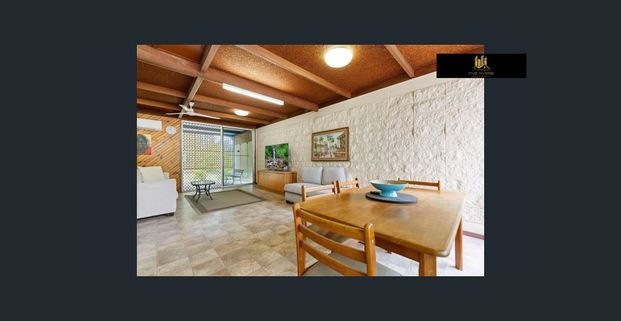 Spacious 3-Bedroom Home with Large Backyard – For Rent - Photo 1