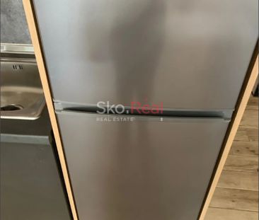ΕΝΟΙΚΙΑΖΕΤΑΙ ανακαινισμένη επιπλωμένη γκαρσονιέρα στον 1 ο όροφο στ... - Φωτογραφία 1