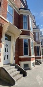 Forest Road West, Forest Fields, Property for rent - Photo 3