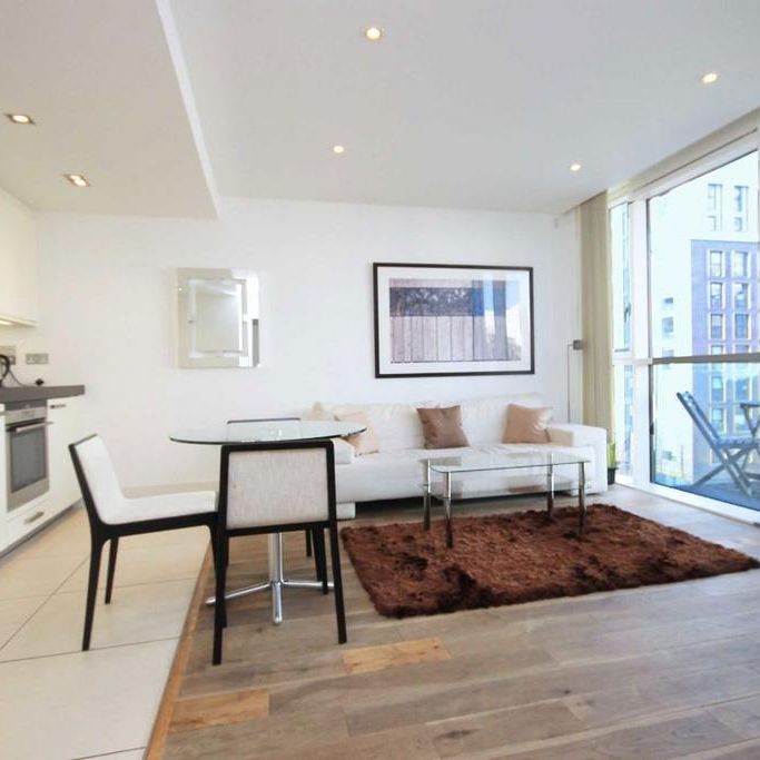 1 bedroom flat to rent - Photo 1