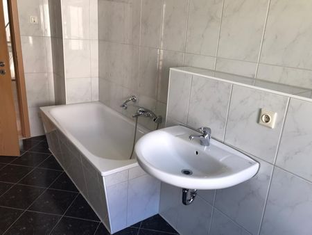 schöne 2-Raum Wohnung mit Südbalkon - Photo 3