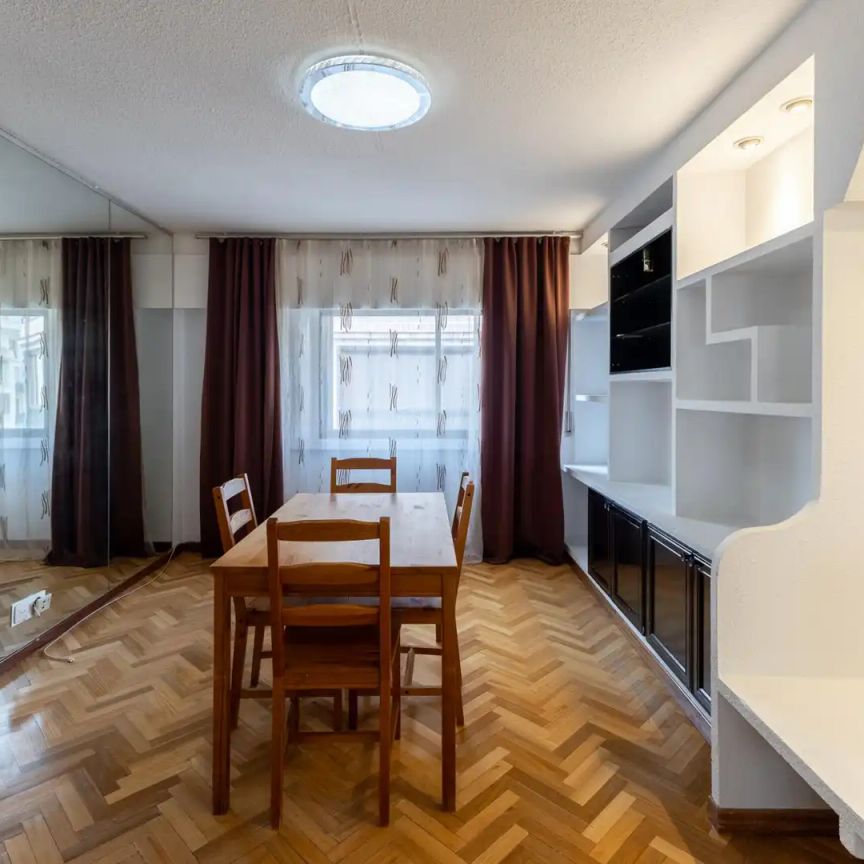 Apartamento de alquiler en Calle del Gral. Pardiñas, 13, Goya - Photo 1