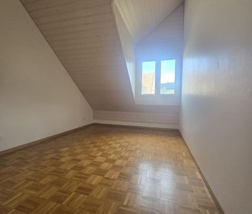 Appartement en attique de 4 pièces au 2ème étage - Photo 4