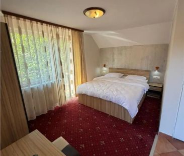 Vila Bran -4 apartamente cu potential turistic - Photo 2