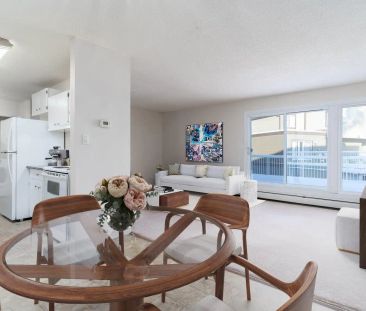 Hillcrest Place Townhomes | Parking Free | Cat-Friendly — Bungalow ... - Photo 3