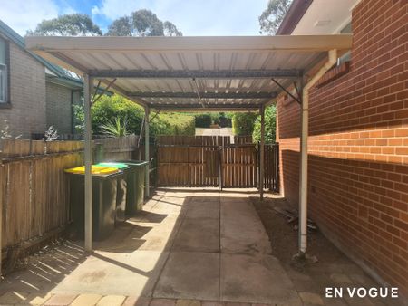 62 Tallara Parkway, Narrabundah ACT 2604 - House For Rent | Domain - Photo 2