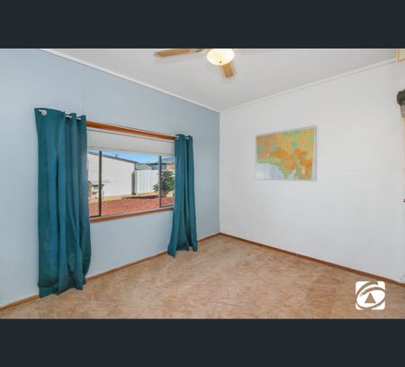 190 Ryan Street, Broken Hill, NSW 2880 - Photo 5