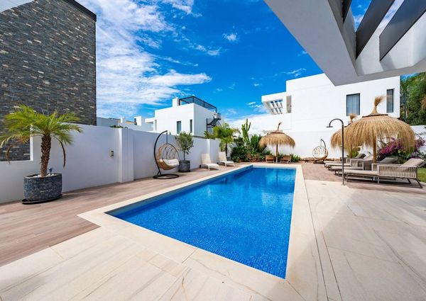 5 bedroom luxury Villa for rent in San Pedro de Alcántara, Spain