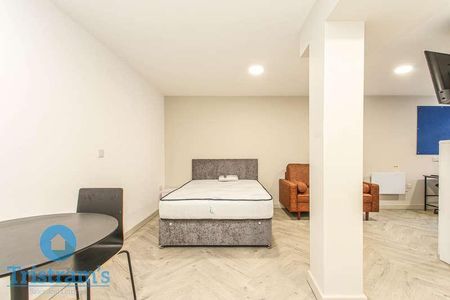 All Bills Included! Available January! Studios, Victoria Street, Derby, DE1 - Photo 4