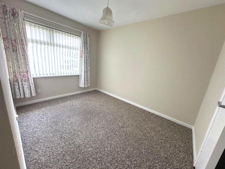 27 Jubliee Park, Armagh, BT60 1JA - Photo 4