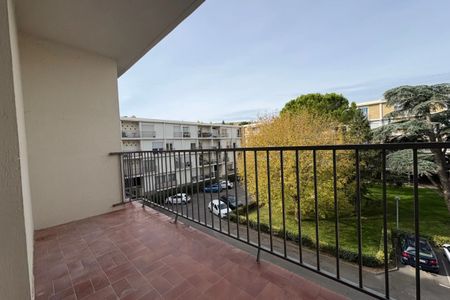 Location Type 4 Renove en 2025 - Photo 3