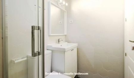 Calle de Fernando VI, Madrid, Community of Madrid 28004 - Photo 5