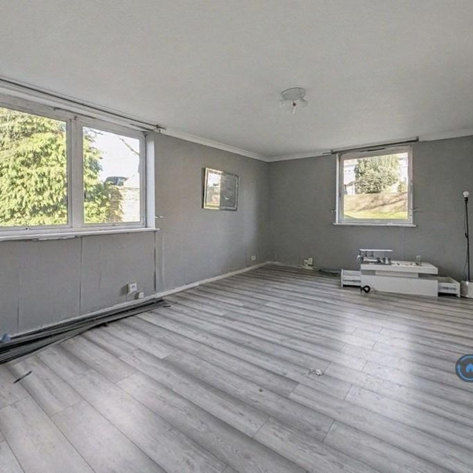3 bedroom flat to rent - Photo 1