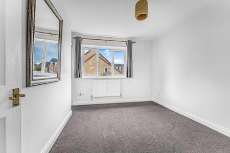 2 bedroom end of terrace house to rent - Photo 4