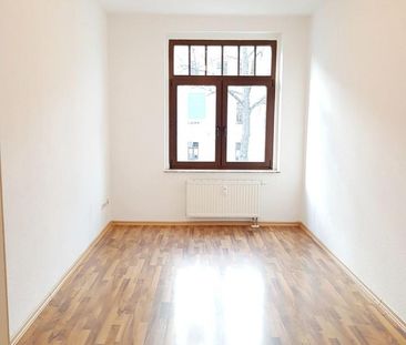 Freundliche 2-Zimmer-Wohnung mit Balkon in einem sanierten Gründerz... - Photo 2