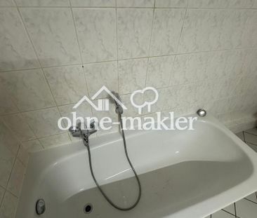 Einbauküche und Badewanne - 2-Zimmer - Photo 5