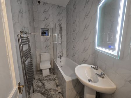 Studio Flat, Mount Pleasant Lane, E5 - Photo 4