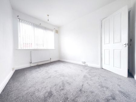 3 Bed End Terrace, Ivy Street, LS9 - Photo 5