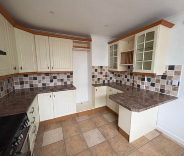 Worle, Weston-super-Mare, North Somerset - Photo 1