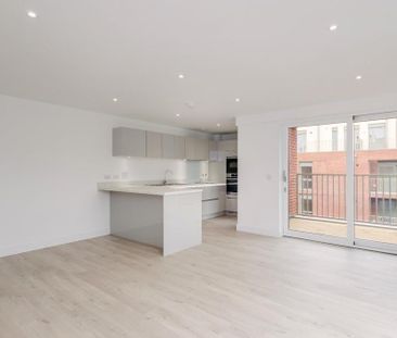 2 bedroom flat to rent - Photo 2