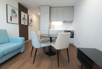 Furnished, equipped and expenses included