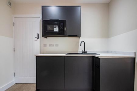 1 bedroom flat to rent - Photo 5