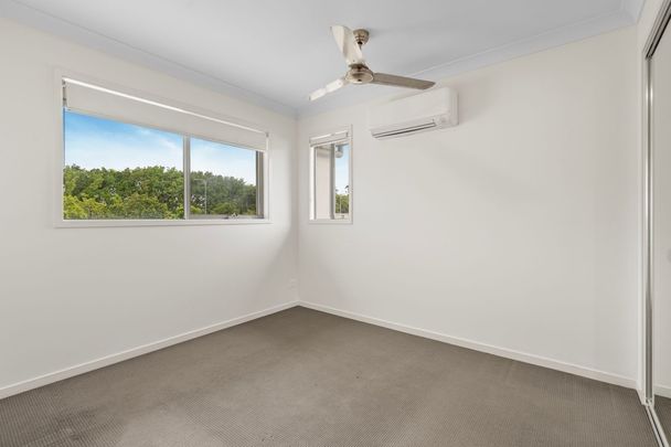 Spacious Family Home in the Sought-After Cova Estate + *$200 VISA Gift Card* - Photo 1