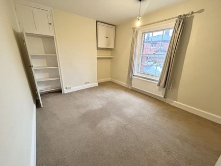 3 bedroom semi-detached house to rent - Photo 5