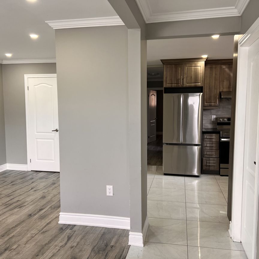 For Lease - 64 Gainsborough Road, Hamilton, Ontario - Photo 1