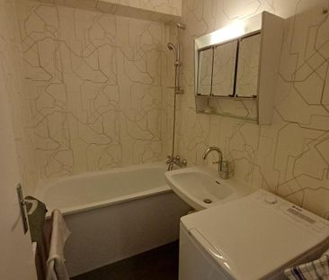 Location Appartement 2 pièces 43m² MILLAU 12100 - Photo 6