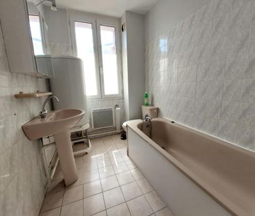 Location Appartement 2 pièces 45m² ELBEUF 76500 - Photo 1