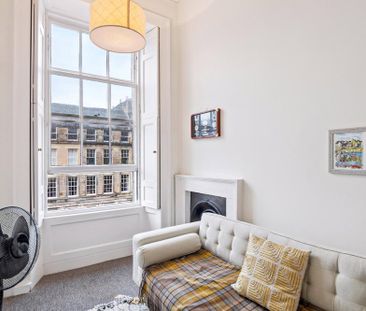 4 bedroom apartment to rent - Photo 2