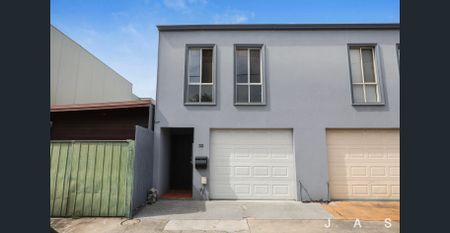Contemporary Comfort in the Heart of Seddon - Photo 2