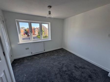 2 bedroom terraced house to rent - Photo 4