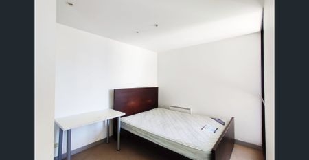 1 Bedroom plus study apartment in SEASONS! - Photo 3