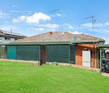 GREAT FAMILY HOME - Photo 1