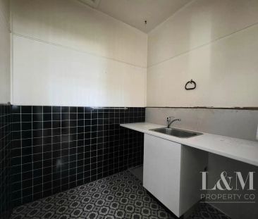 “Charm and Elegance in the Heart of Essendon..!!” - Photo 6