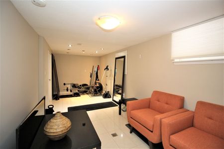 For Lease - 58 Avondale Avenue, Toronto, Ontario - Photo 2