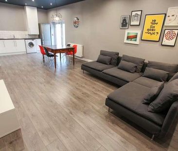 Pownall Square, L3 - Photo 4