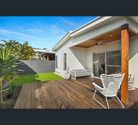 33 Nautica Circuit, Mount Coolum, Qld 4573 - Photo 1