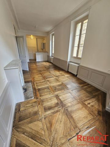 Location Appartement 4 pièces 90m² BRIVE LA GAILLARDE 19100 - Photo 2