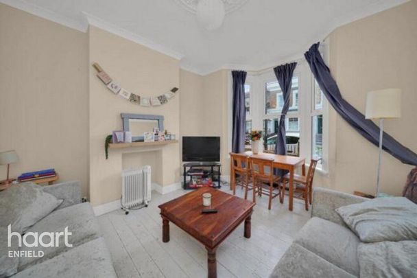 6 bedroom terraced house to rent - Photo 1
