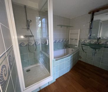 A LOUER - Quartier Palais Jacques Cœur - Appartement de standing de... - Photo 3