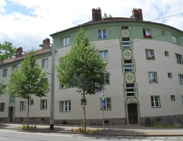 Teilsanierter Altbau Wohnung mit Balkon im Leipziger Süden ! - Photo 1