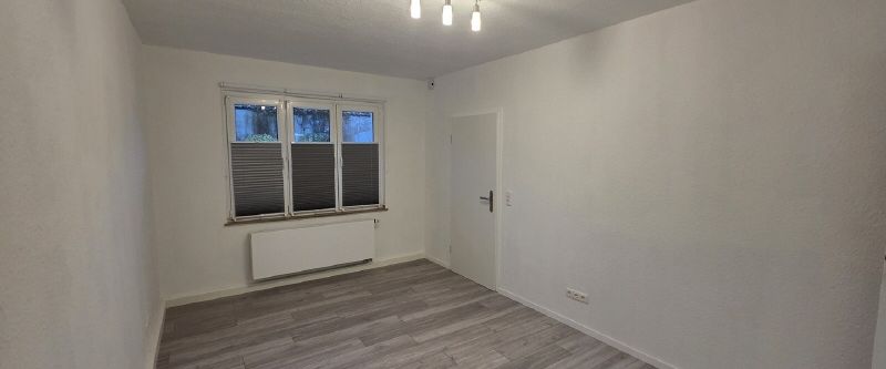 Zentrum: 1-Zi.-App. mit Einbauküche in ruhiger Lage, mit Hofbenutzung - Photo 1