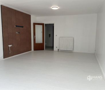 Prachtig instapklaar appartement met 2 slaapkamers en terras in Deurne - Photo 2
